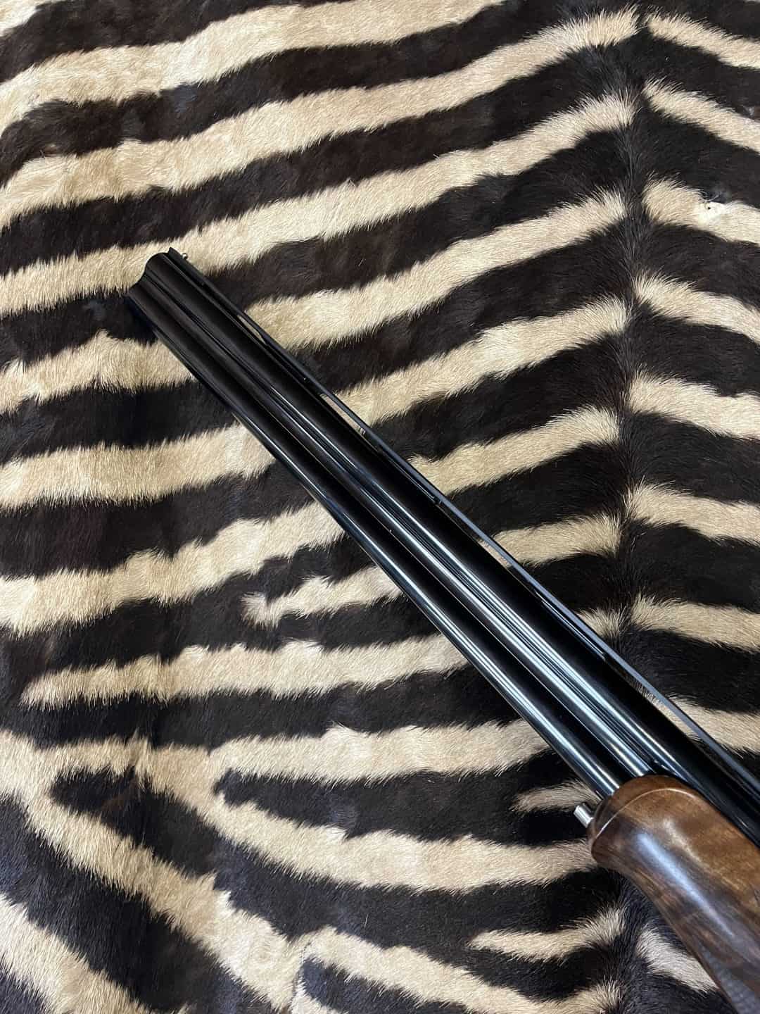 Fusil Caesar Guerini Magnus Light faux corps Ergal cal.20/76 - ca.68cm - 5 chokes - mallette – Image 10