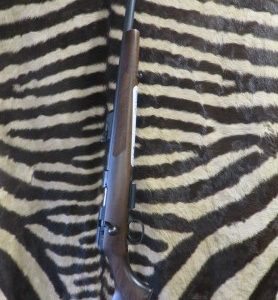Carabine CZ 457 Luxe cal.17HMR canon 63 cm fileté 1/2x20