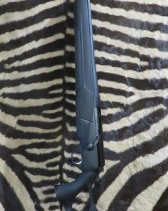 Carabine BROWNING Maral 4X Hunter Thumbole Compo Adjust Full Black GAUCHER cal.30-06 ca.53 cm