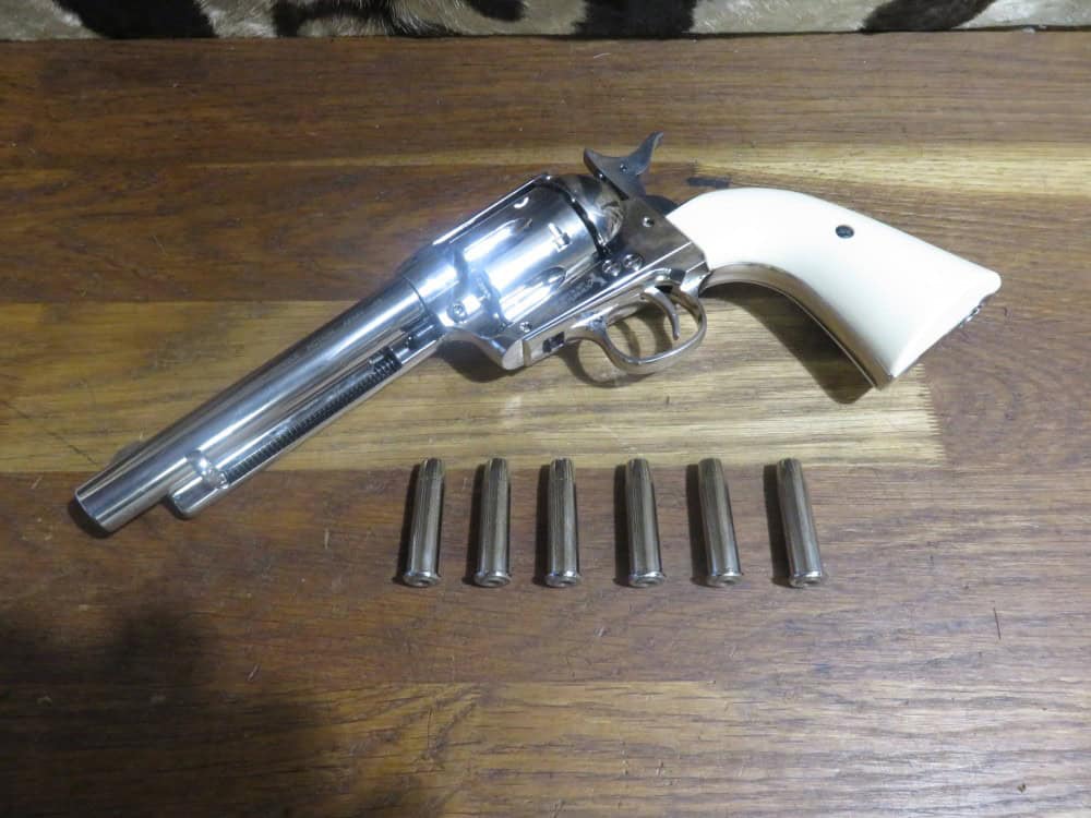 Revolver UMAREX Colt SAA.45 Co2 – Image 8