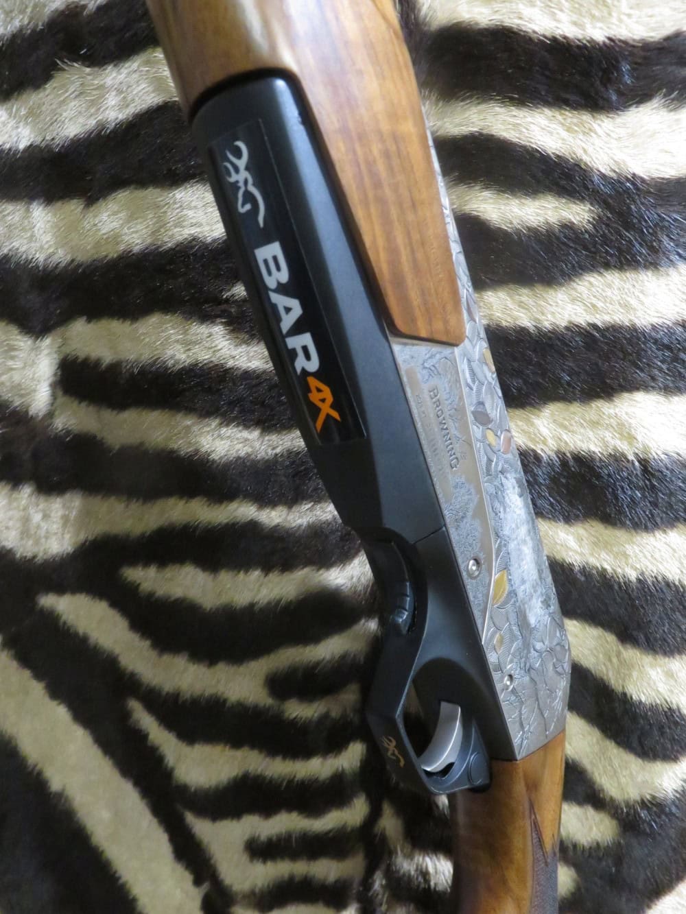 - EDITION LIMITEE - Carabine BROWNING Bar 4X Autumn Bavarian grade 4 cal.300wm canon 61 cm fileté – Image 6