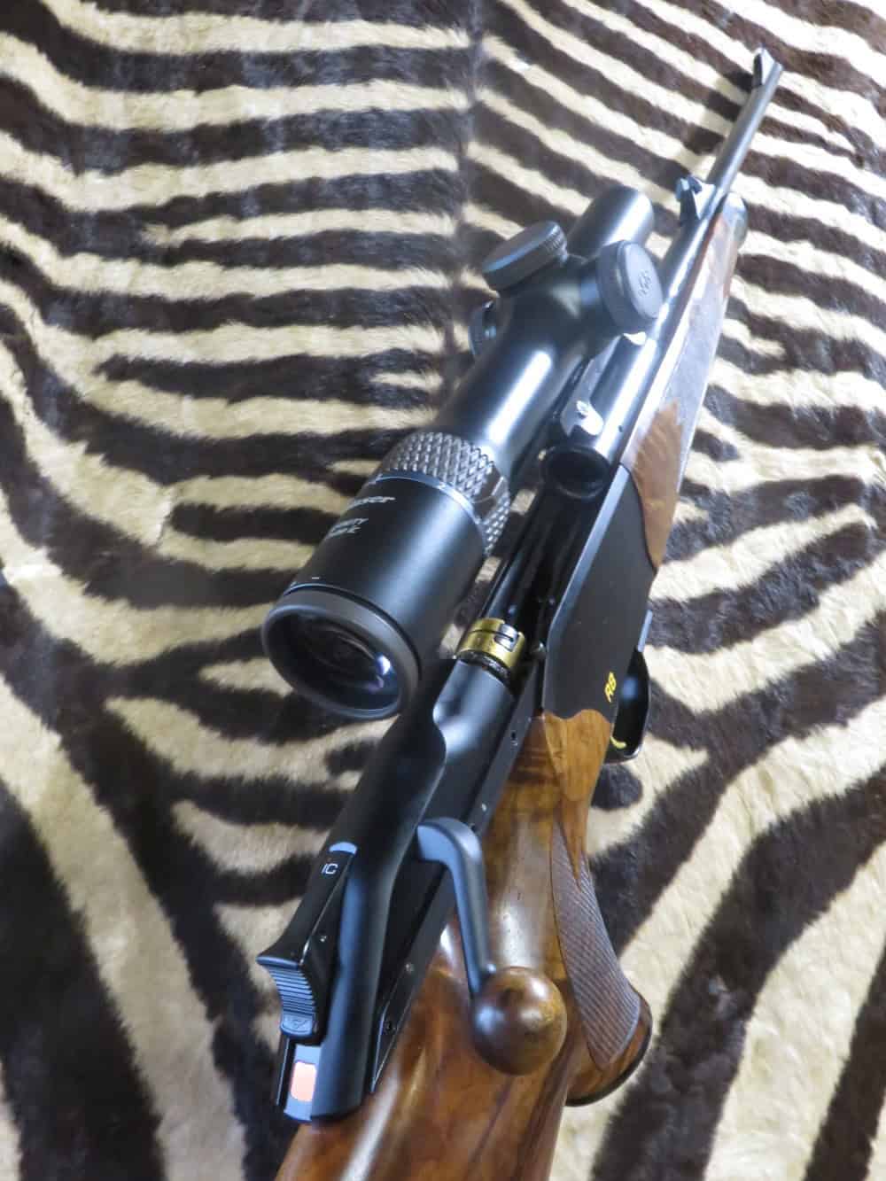 Carabine BLASER R8 Black Edition cal.7x64 canon 58 cm - lunette BLASER Infinity 1-7x28ic – Image 10