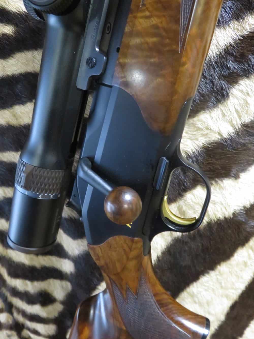 Carabine BLASER R8 Black Edition cal.7x64 canon 58 cm - lunette BLASER Infinity 1-7x28ic – Image 5