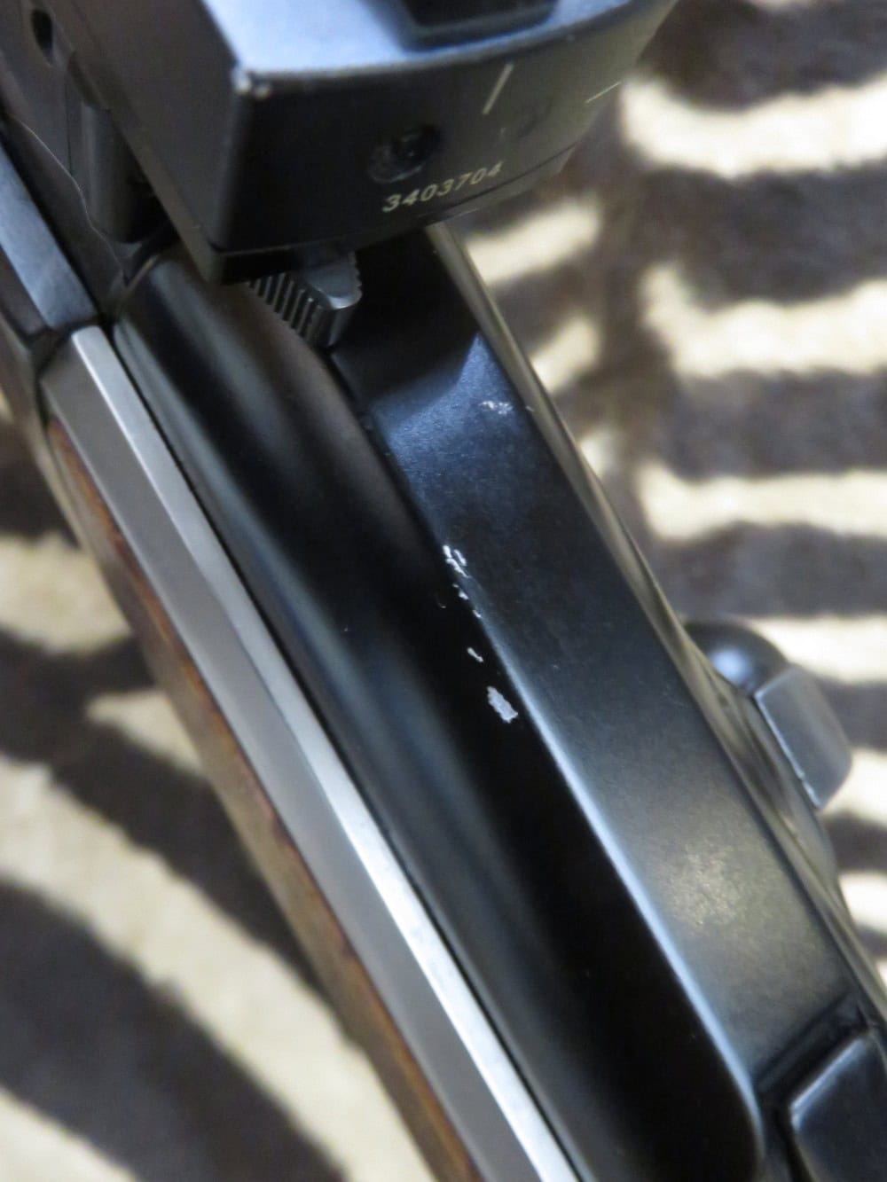 Carabine BLASER R93 Luxe bois cal.375 H&H canon 65 cm magnaport - point rouge Zeiss – Image 12