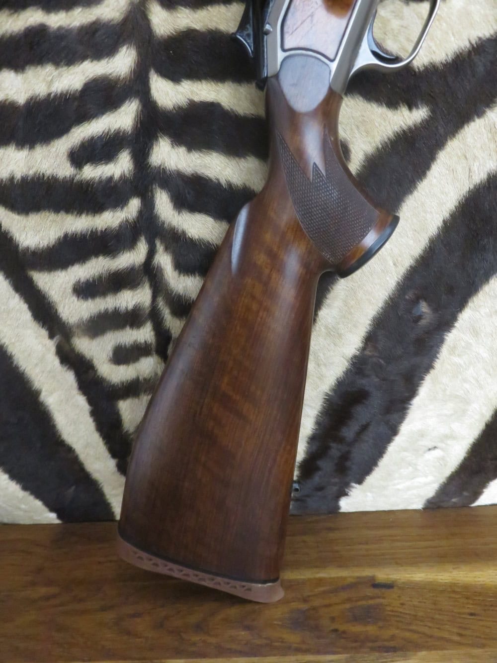 Carabine BLASER R93 Luxe bois cal.375 H&H canon 65 cm magnaport - point rouge Zeiss – Image 7