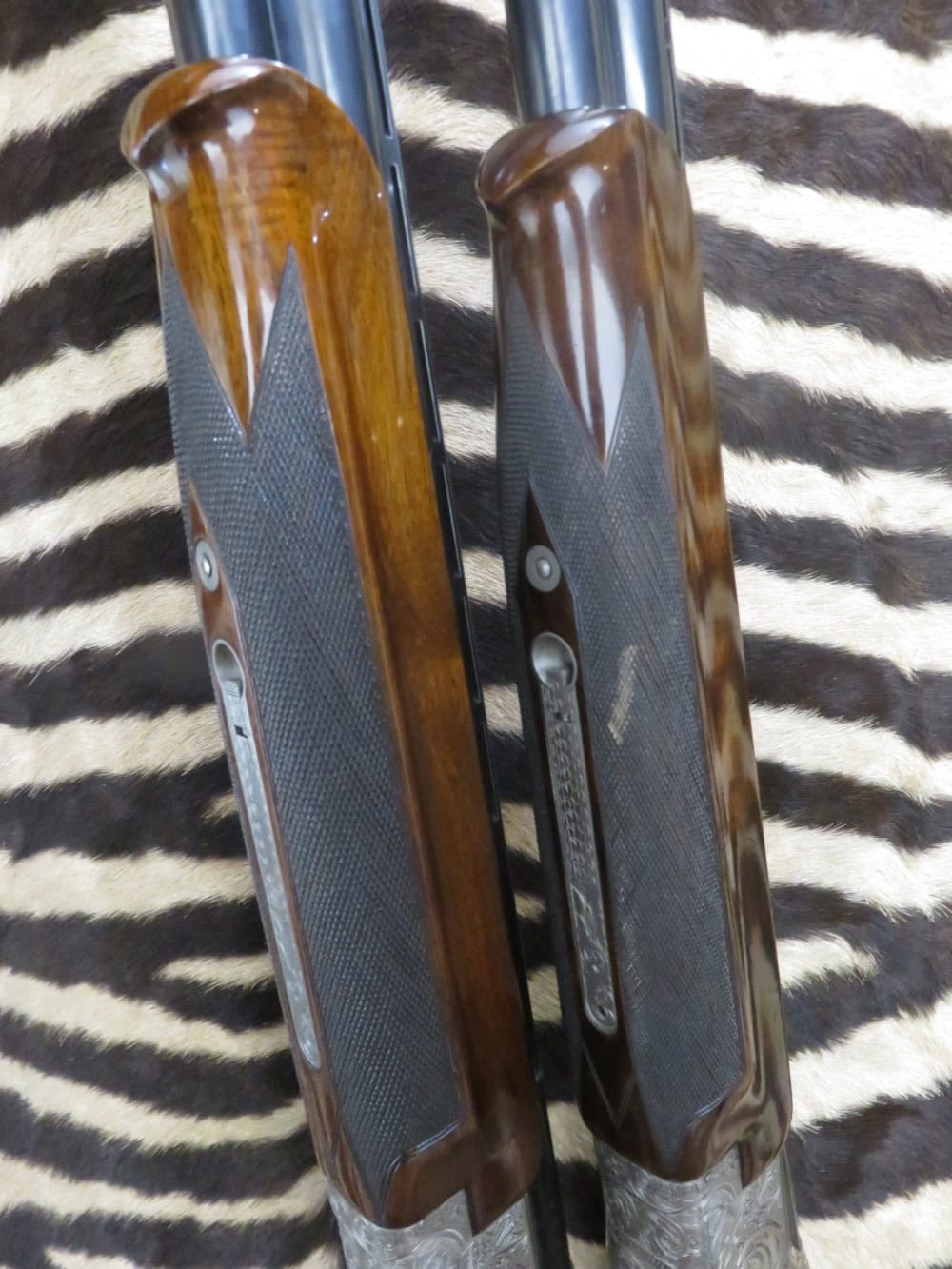 Paire de fusils WINCHESTER Mod.400 cal.12/70 canons 71 cm gravures artisanales – Image 4
