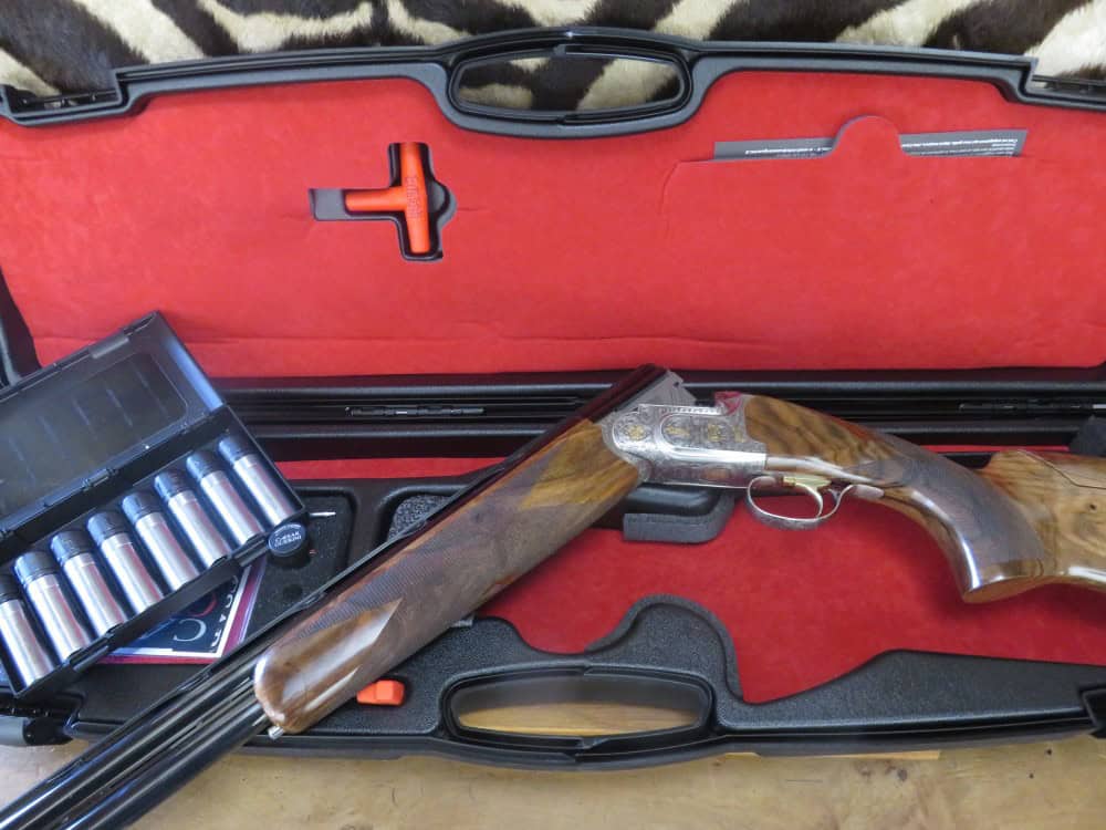 Fusil CAESAR GUERINI Invictus III sporting GAUCHER cal.12/76 canons 76 cm 8 chokes - mallette – Image 12