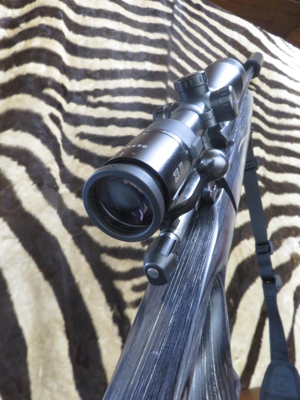 Carabine CZ 527 Varmint cal.222Rem canon mi-lourd 65 cm - silencieux - lunette - mallette – Image 10