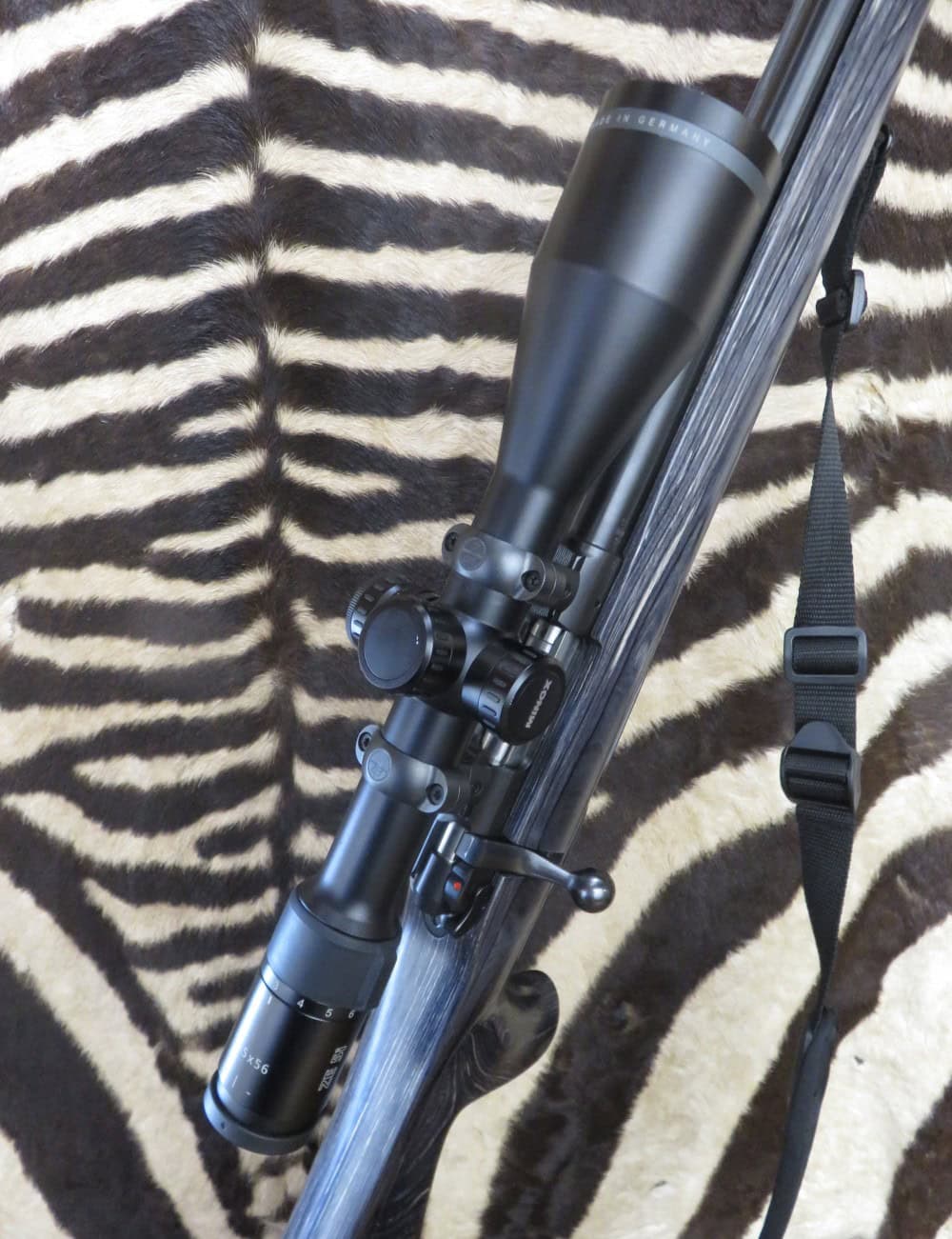 Carabine CZ 527 Varmint cal.222Rem canon mi-lourd 65 cm - silencieux - lunette - mallette – Image 5