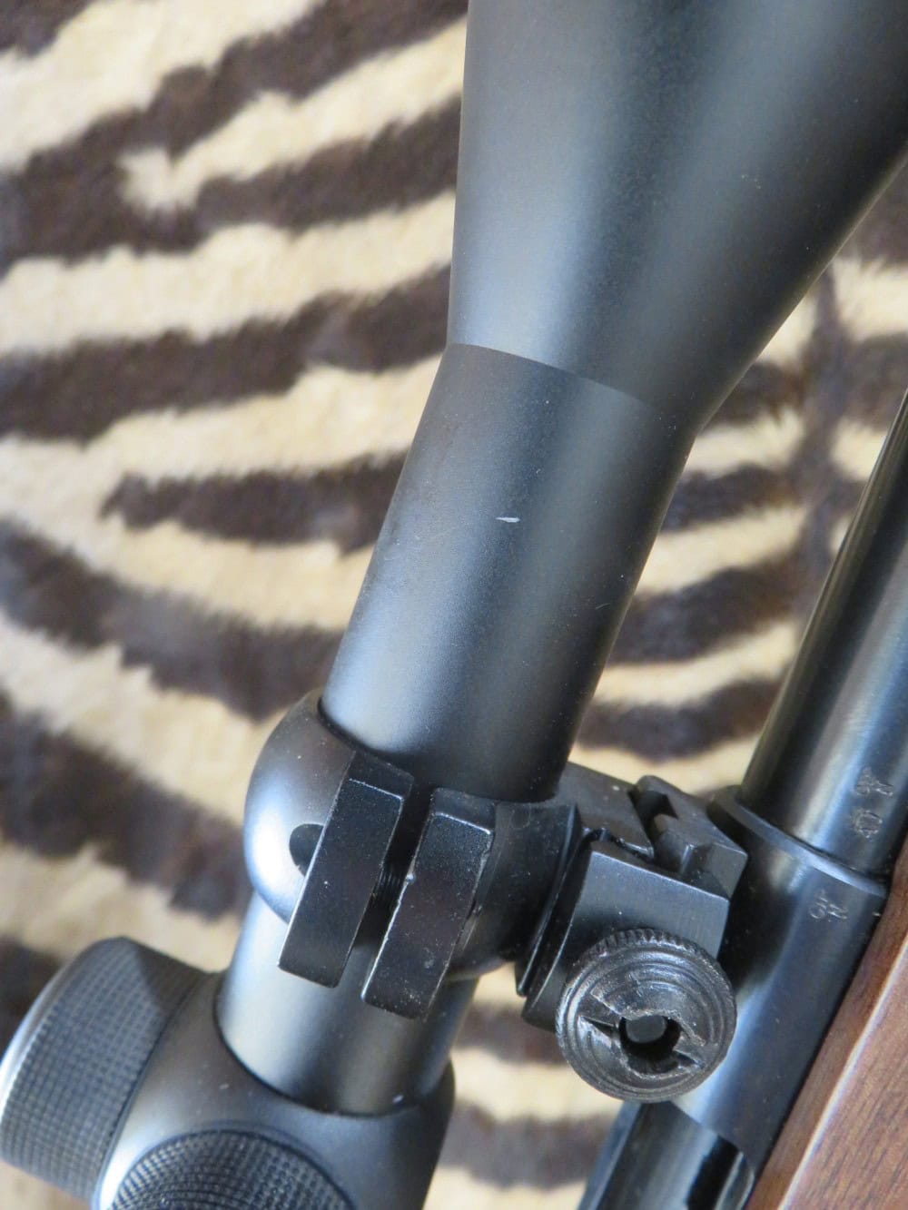 Carabine BROWNING T-Bolt Sporter cal.22lr canon 56 cm - lunette - silencieux – Image 11