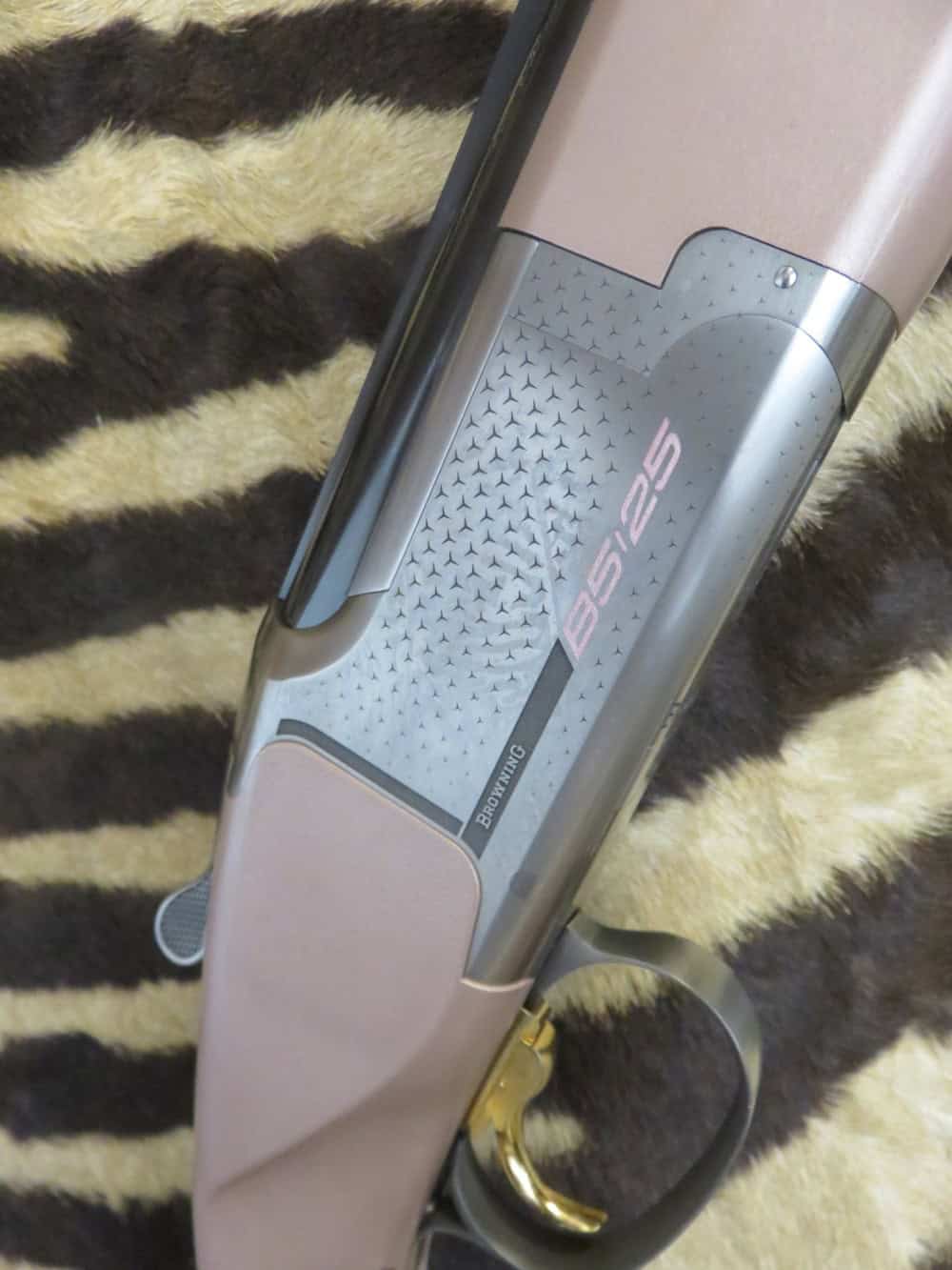 SERIE LIMITEE - Fusil BROWNING B525 Compo Pink Adjust cal.12/76 canons 76 cm 5 chokes - mallette – Image 5