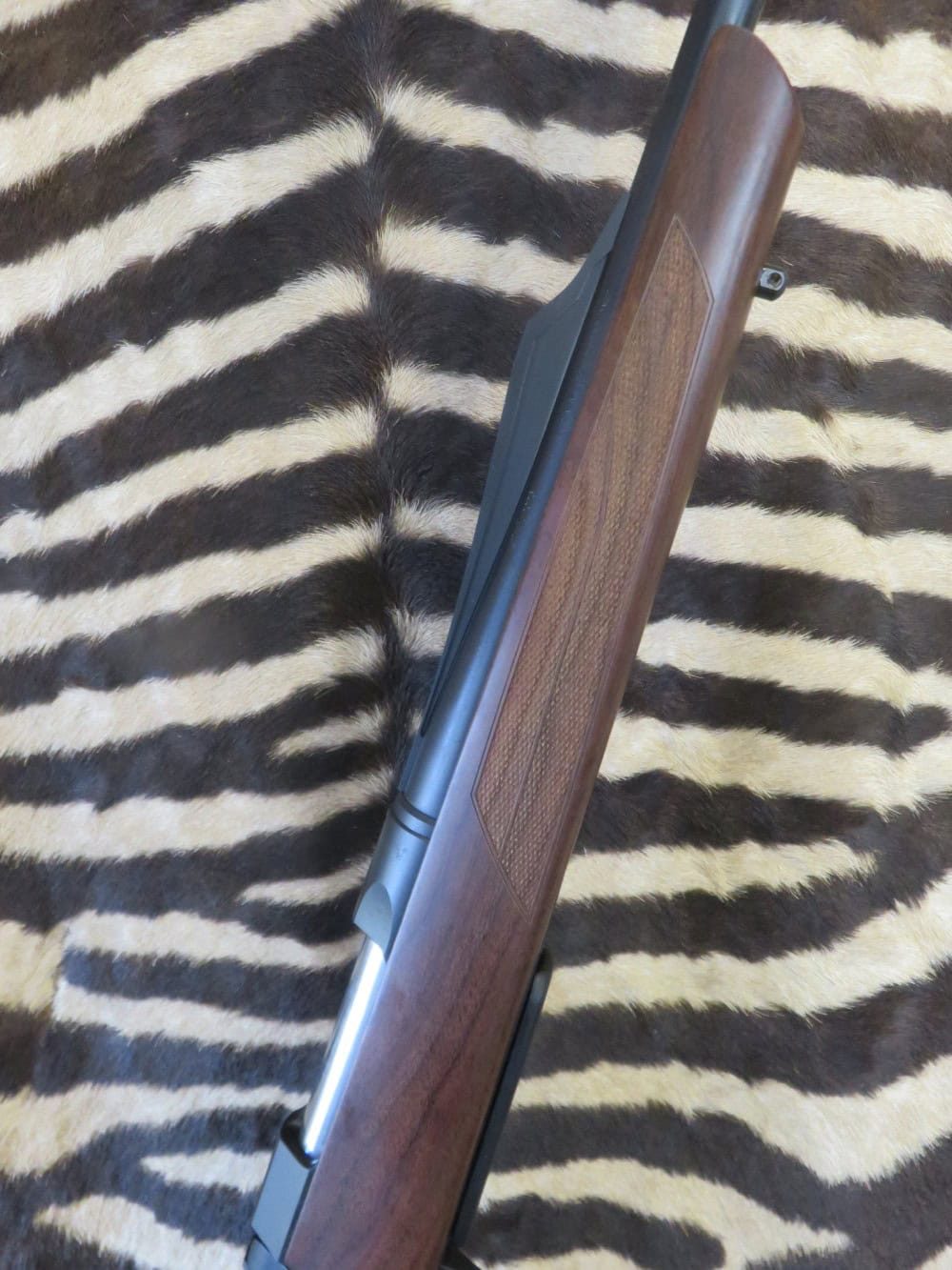 Carabine BROWNING A-Bolt 3+ Hunter Battue cal.30-06 canon 51 cm fileté – Image 3