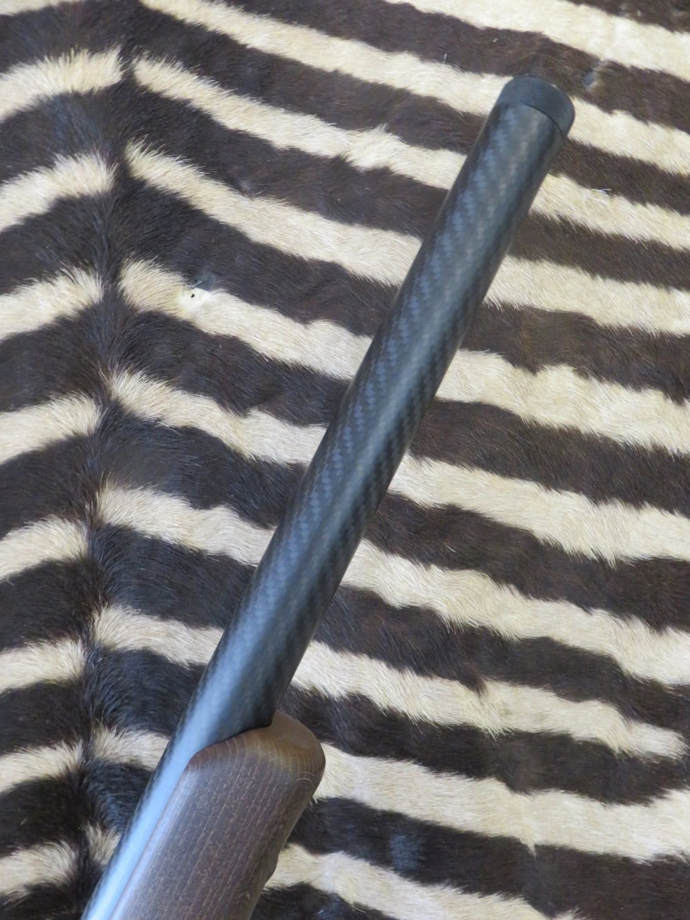 Carabine CHIAPPA Bushmaster Adamantium cal.22 HV canon silence carbone 47 cm – Image 2