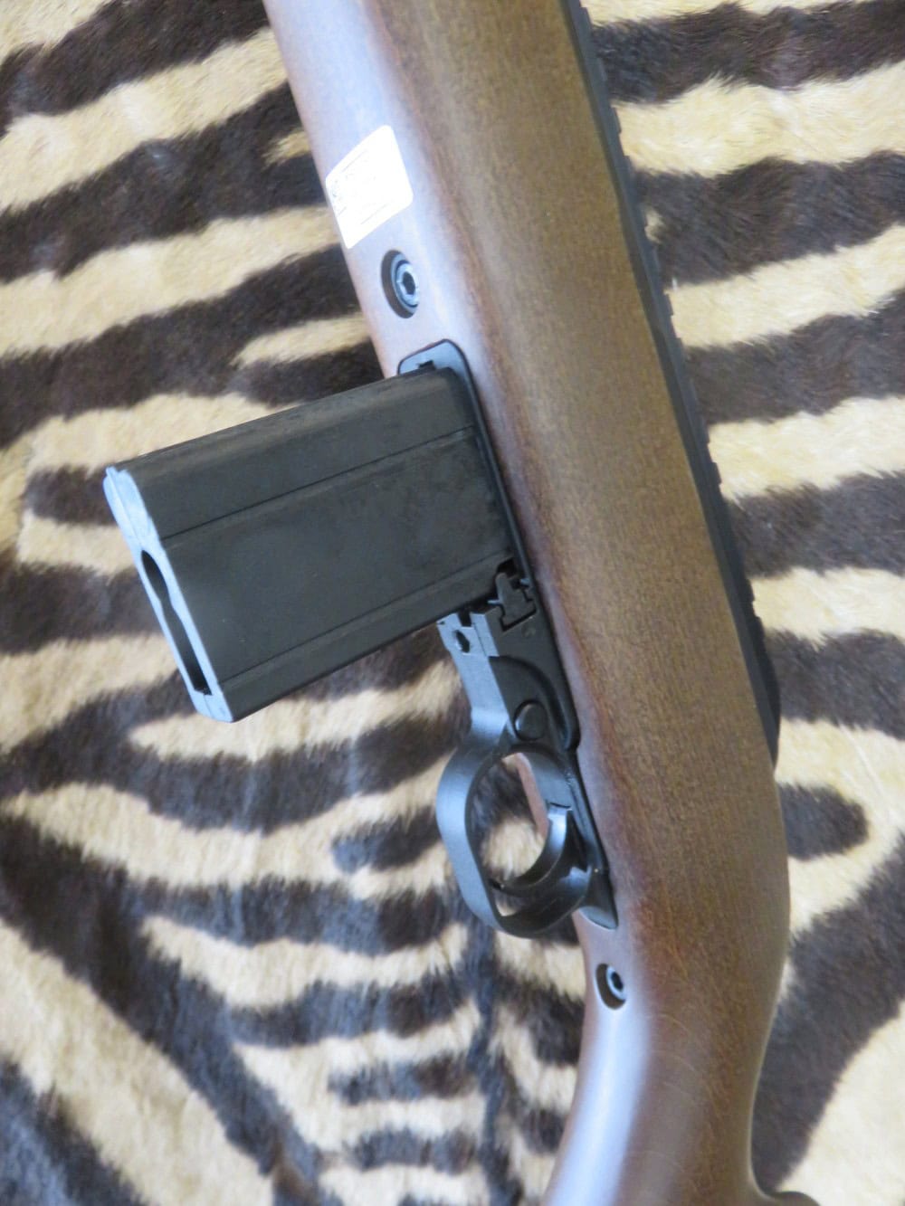 Carabine CHIAPPA Bushmaster Adamantium cal.22 HV canon silence carbone 47 cm – Image 5