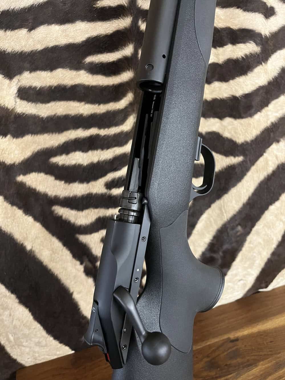 Carabine Blaser R8 Professional cal.9.3x62 -ca.58cm - organes de visés – Image 3