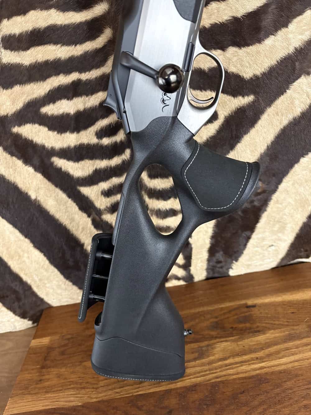 Carabine Blaser R8 Ultimate Silverstone cal.300wm - ca.65cm fluté fileté 15x100 – Image 11