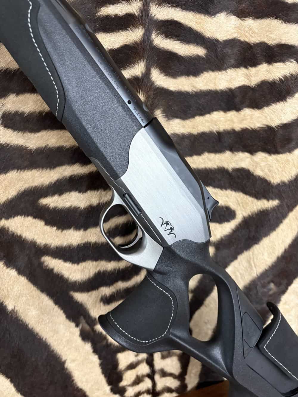 Carabine Blaser R8 Ultimate Silverstone cal.300wm - ca.65cm fluté fileté 15x100 – Image 6