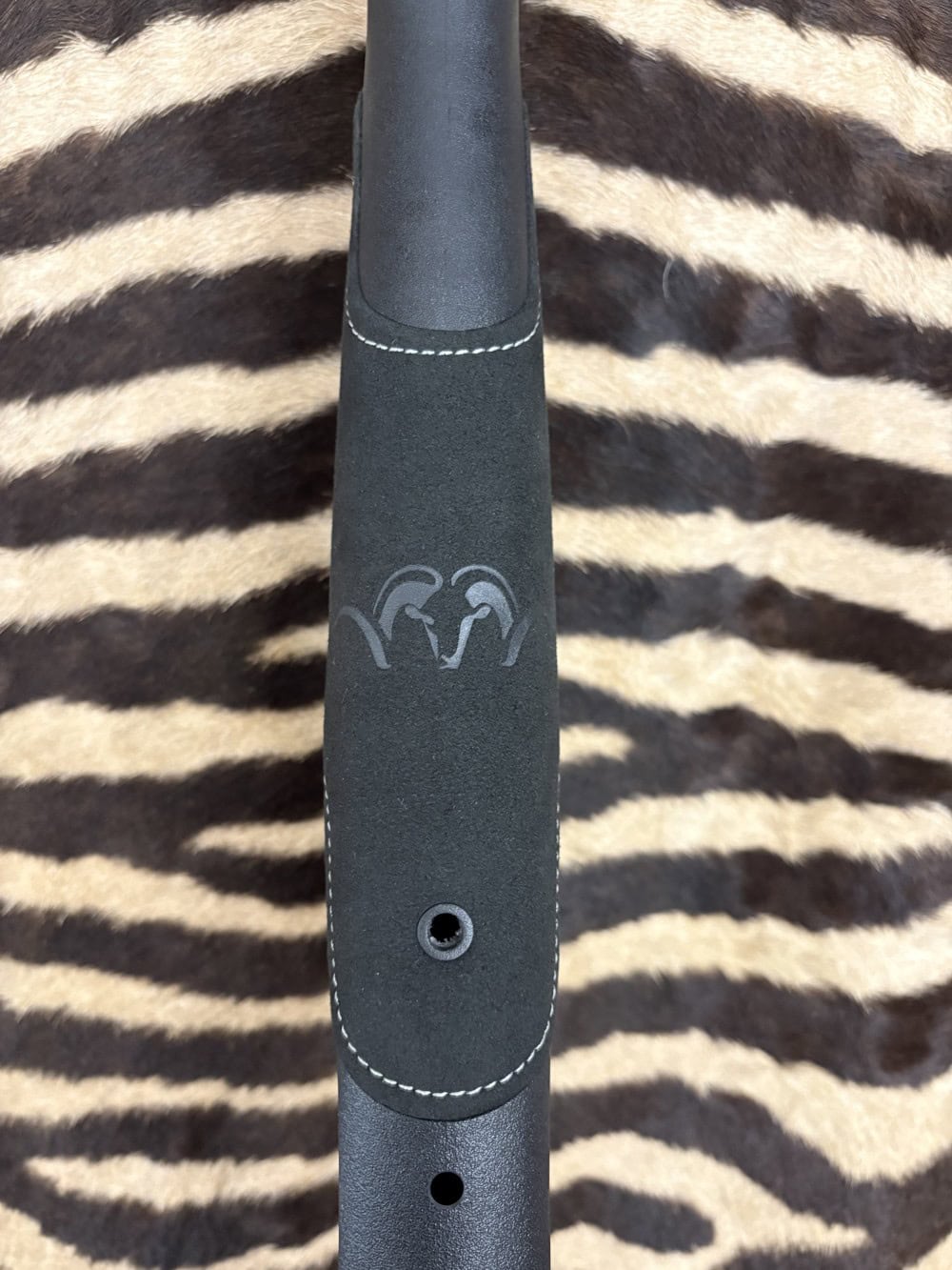 Carabine Blaser R8 Ultimate Silverstone cal.300wm - ca.65cm fluté fileté 15x100 – Image 3