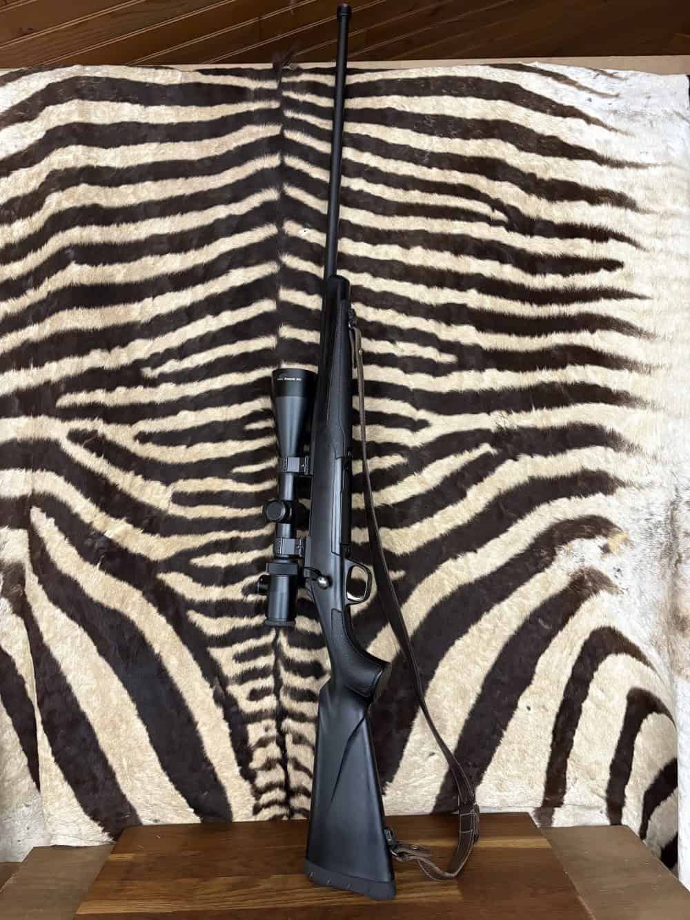 Browning X-Bolt cal.7RM - ca.65cm - lunette Nikon Monarch 2.5-10x56