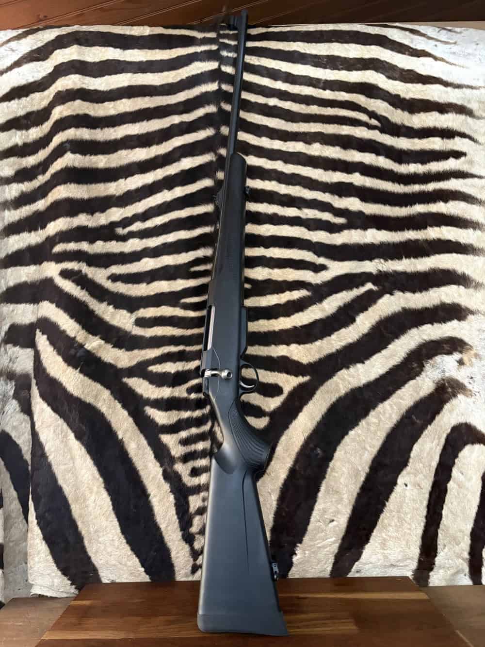 DESTOCKAGE Carabine TIKKA T3X Lite cal.270WSM canon 62 cm fileté